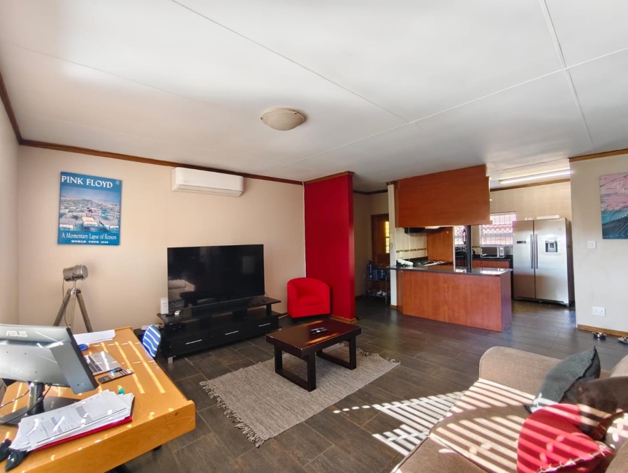 3 Bedroom Property for Sale in Langenhovenpark Free State